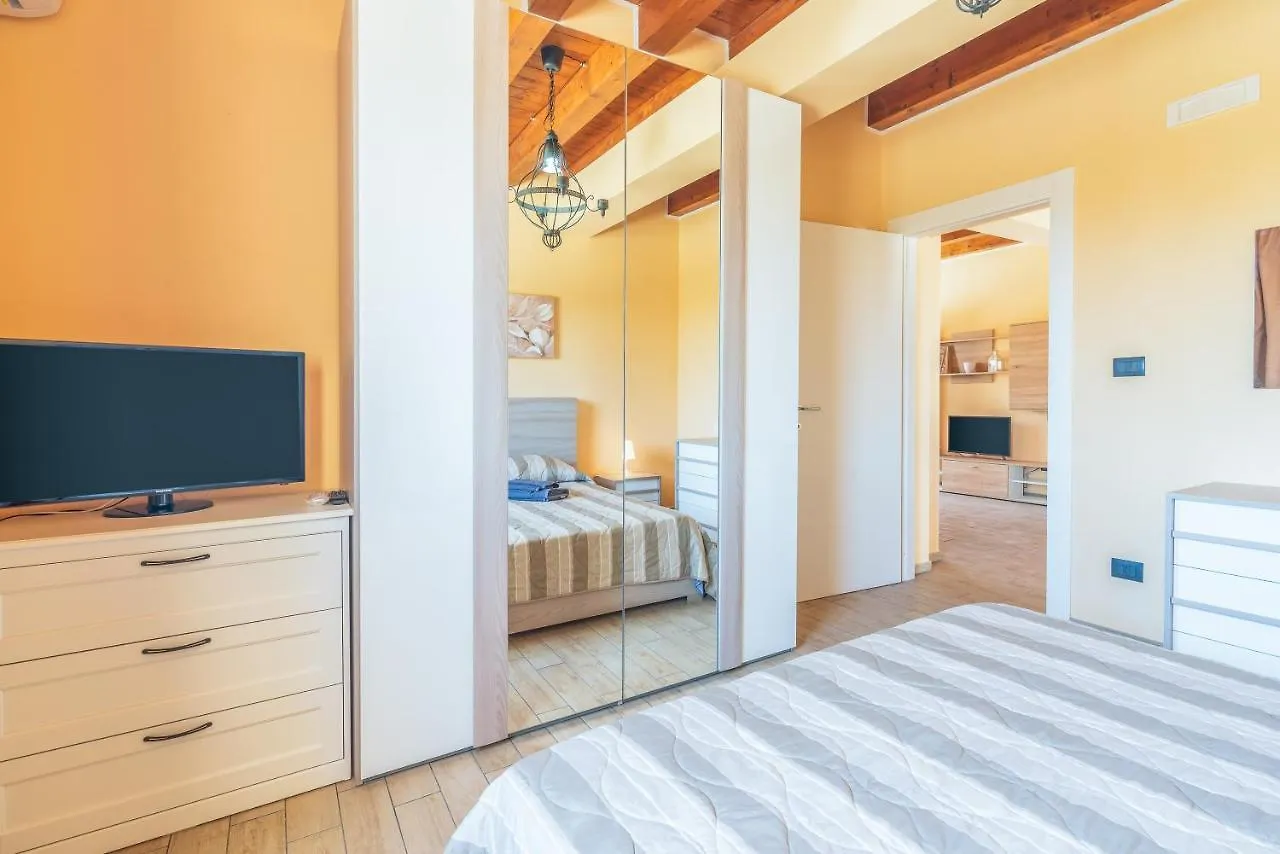 Casa Vacanza Brucoli Mare 2 0*,